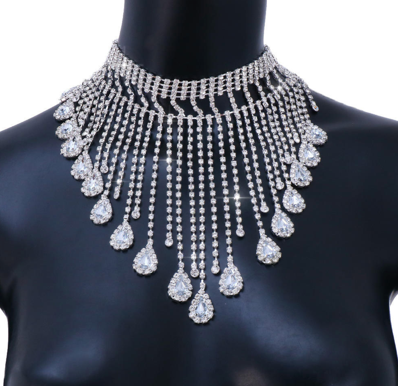 Luxe Rhinestone Tassel Necklace ✨