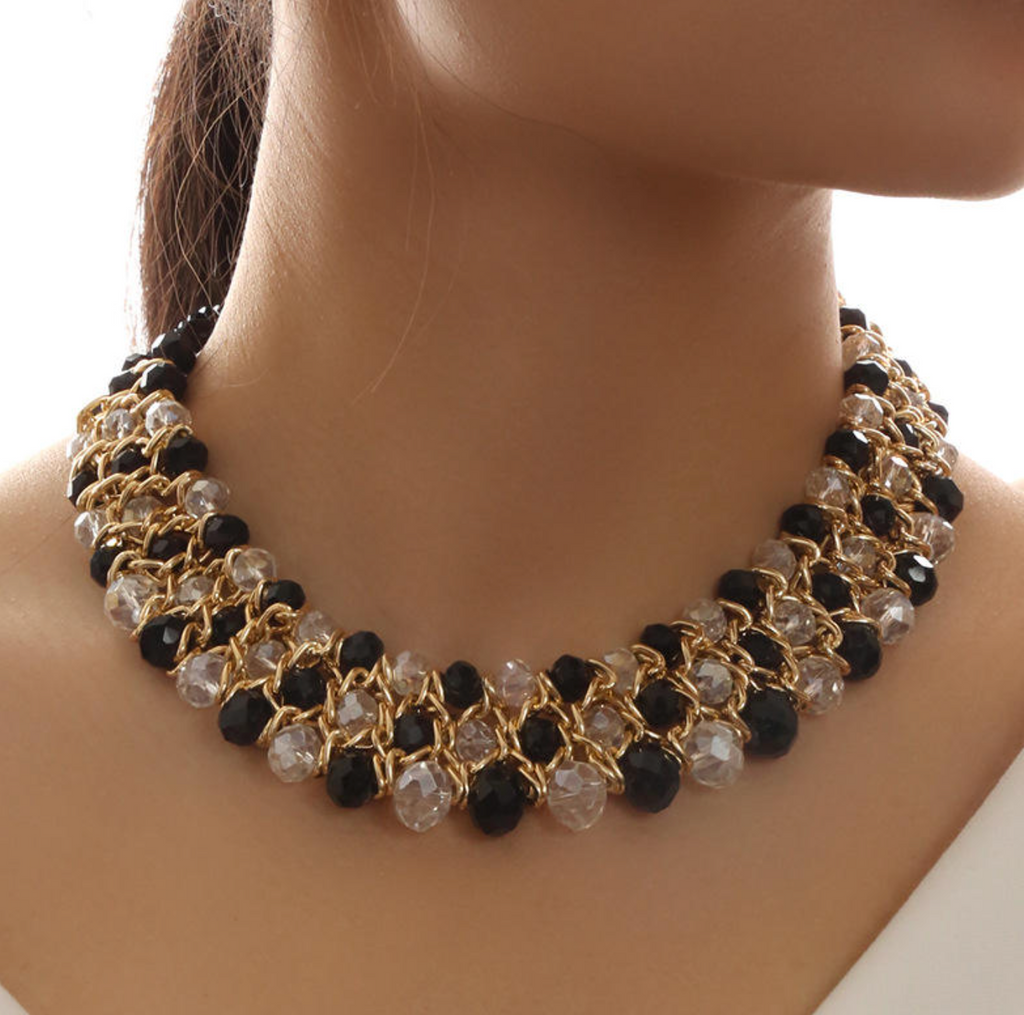 Crystal Glam Statement Necklace – Bold Sparkle & Luxe Elegance