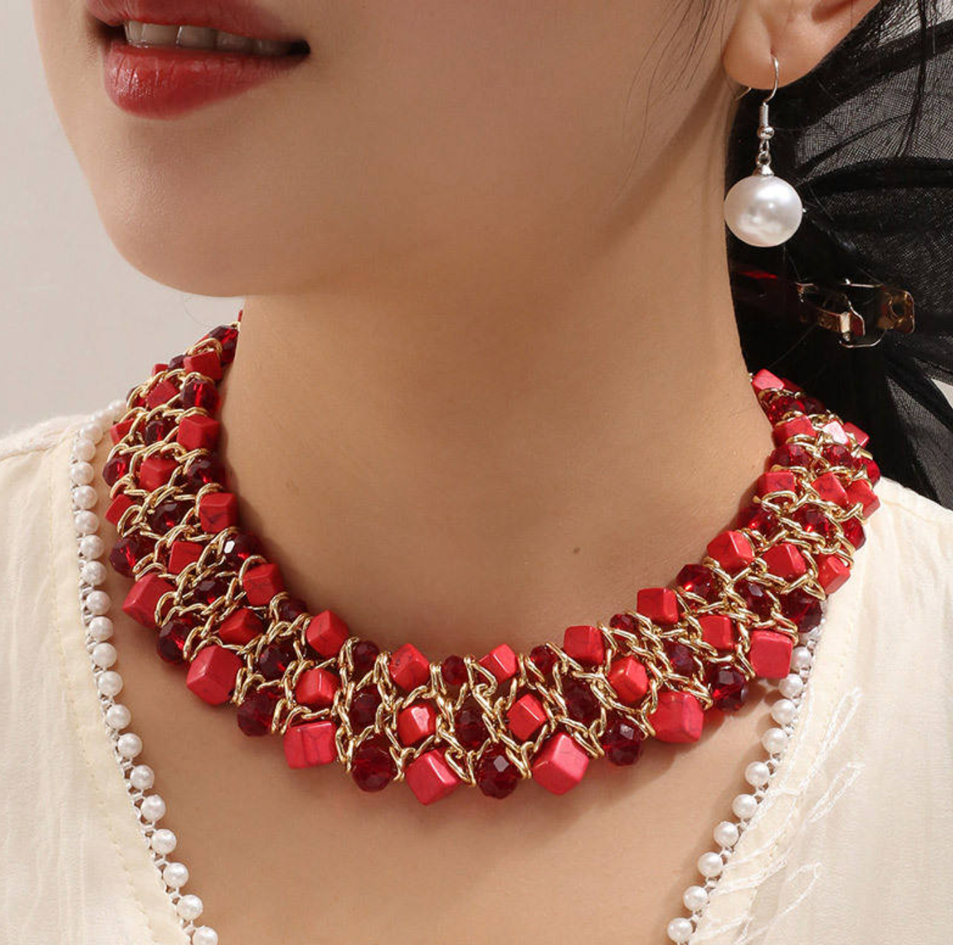 Crystal Glam Statement Necklace – Bold Sparkle & Luxe Elegance