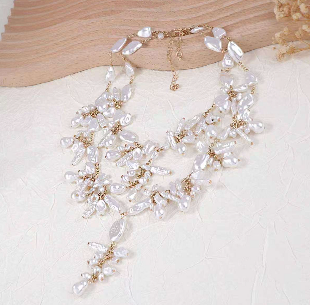 Luxe Baroque Pearl Necklace – Timeless Elegance & Sophisticated Charm